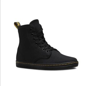 Women’s shoreditch size 9 canvas dr. Martens